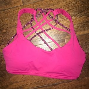Lululemon athletica “Free To Be Bra (Wild)”